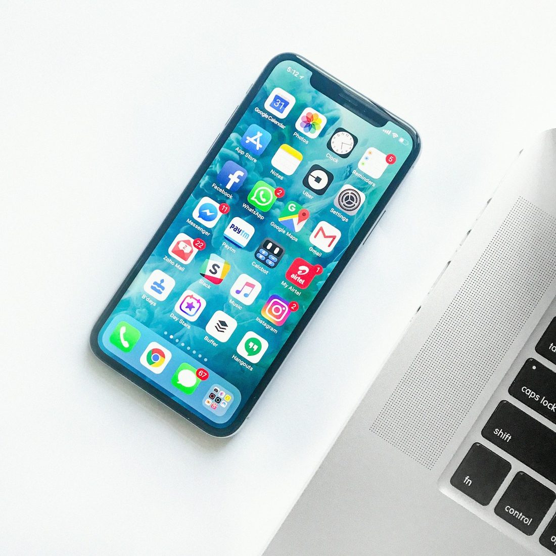 米博体育 APP 赛程与赛事列表界面示意